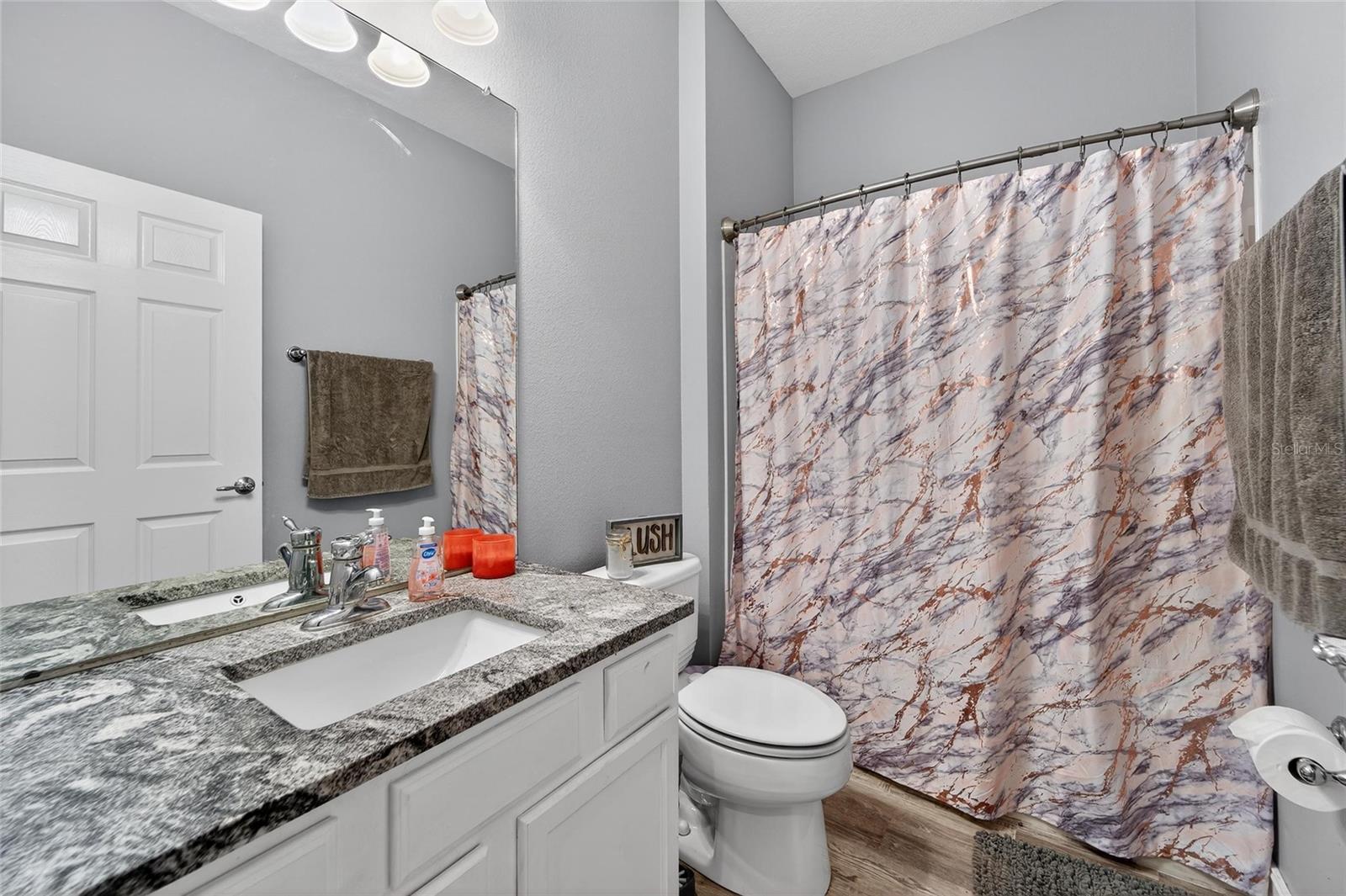 Image 24 of 81 For 13701 Crest Lake Drive