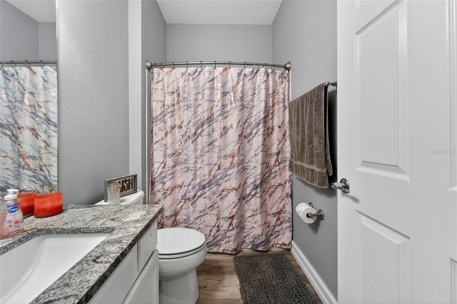 Image 25 of 81 For 13701 Crest Lake Drive