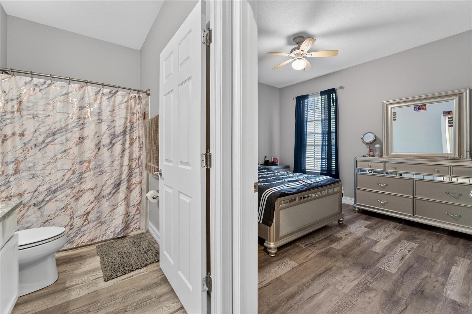 Image 27 of 81 For 13701 Crest Lake Drive