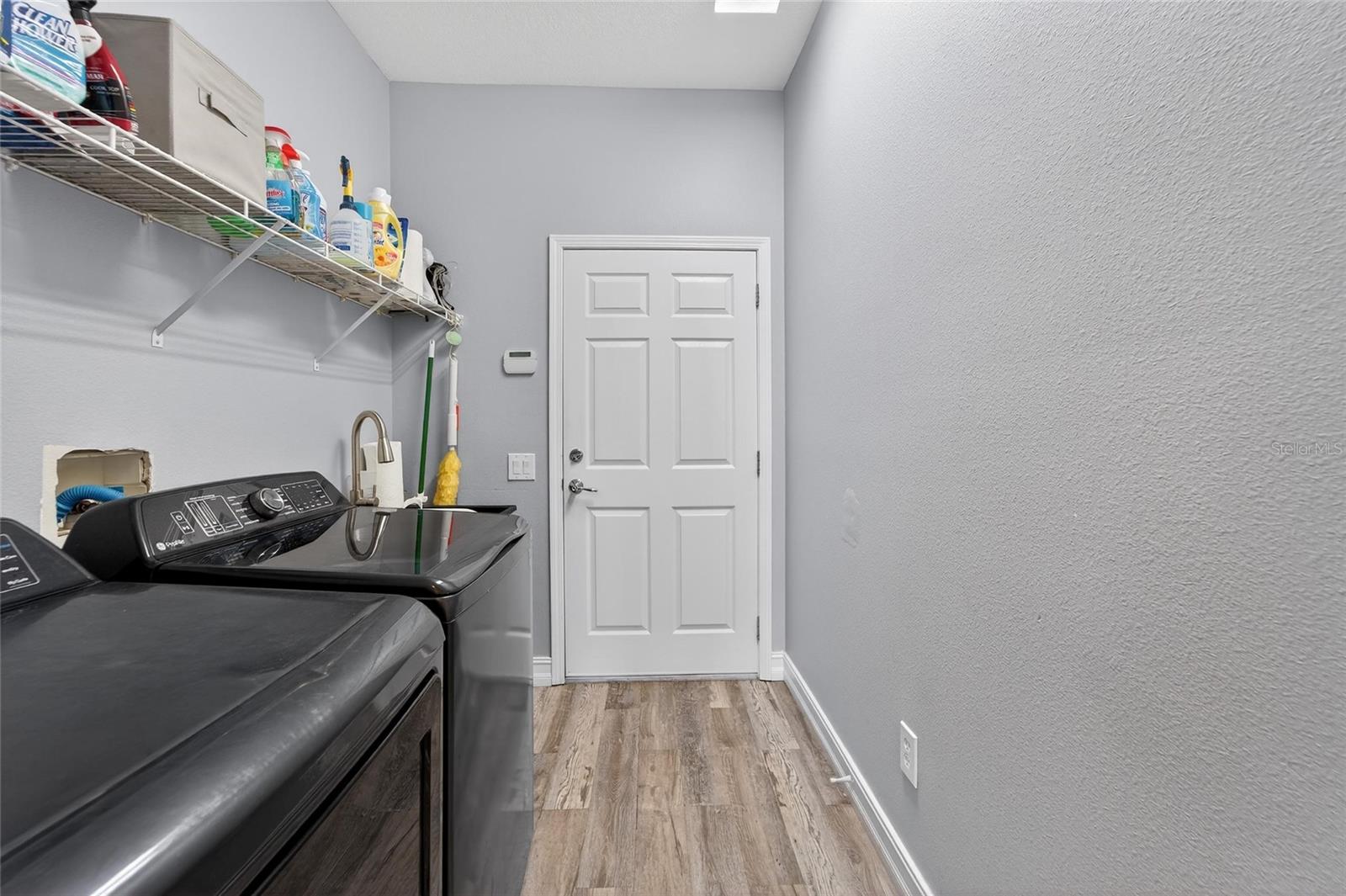 Image 32 of 81 For 13701 Crest Lake Drive