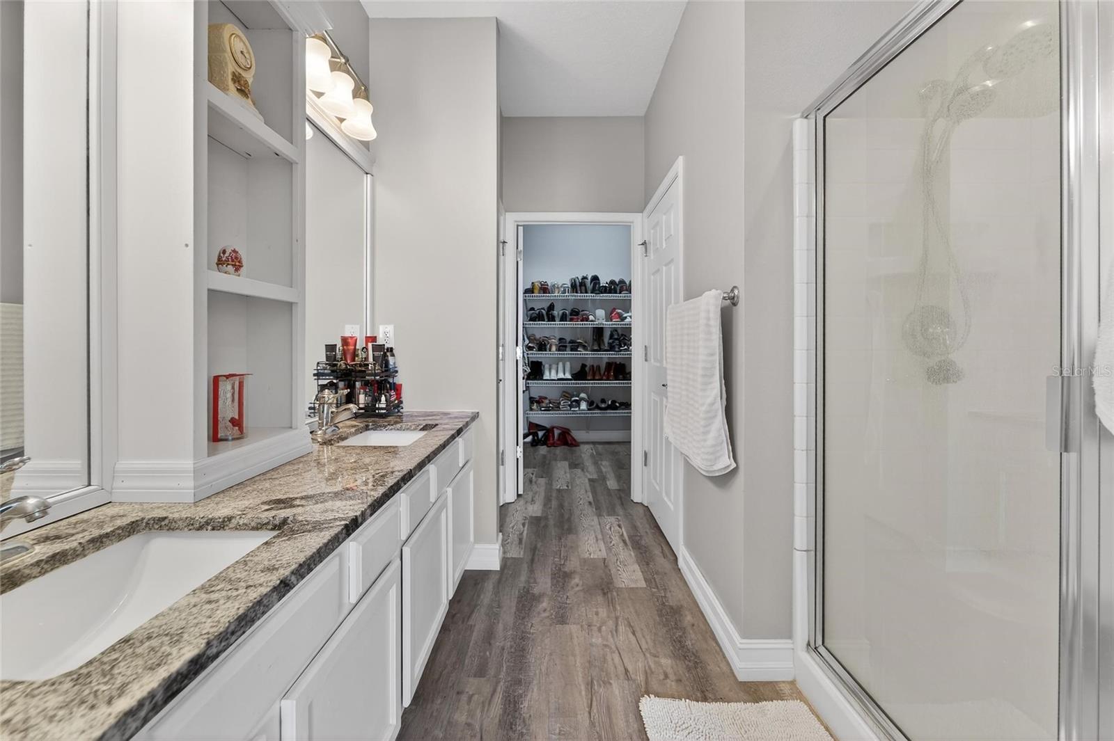 Image 39 of 81 For 13701 Crest Lake Drive