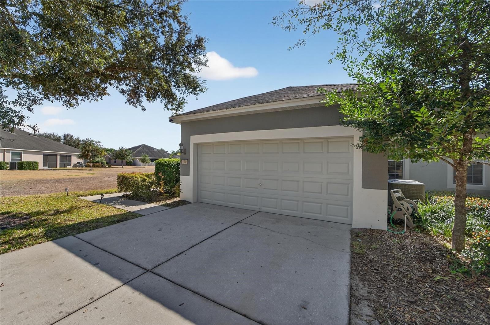 Image 51 of 81 For 13701 Crest Lake Drive