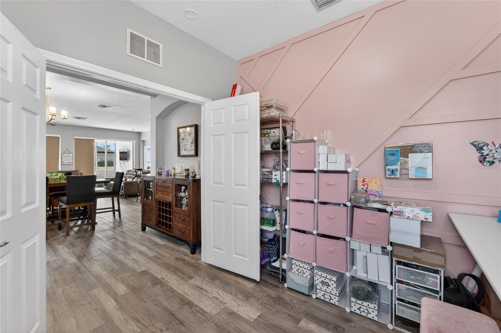 Image 6 of 81 For 13701 Crest Lake Drive