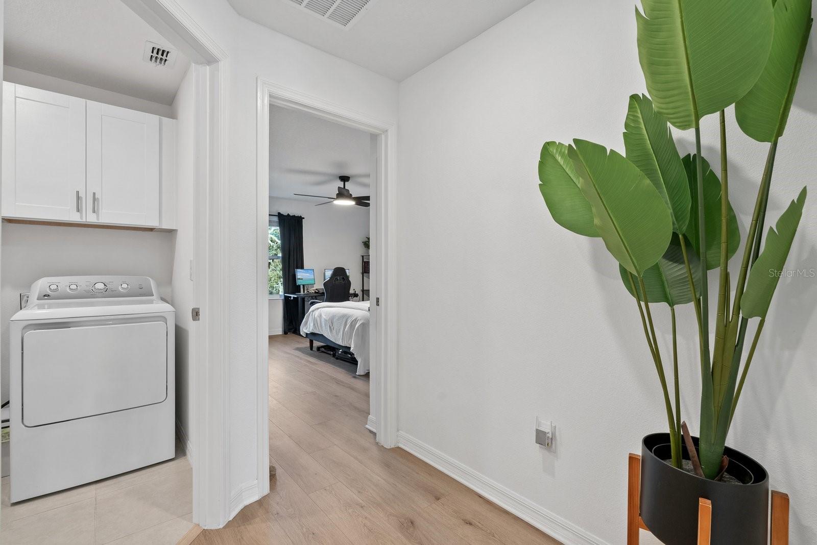 Image 21 of 43 For 809 Tennyson Mill Circle