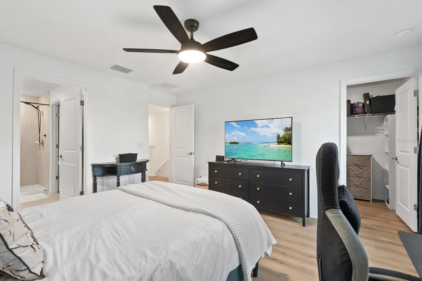 Image 24 of 43 For 809 Tennyson Mill Circle