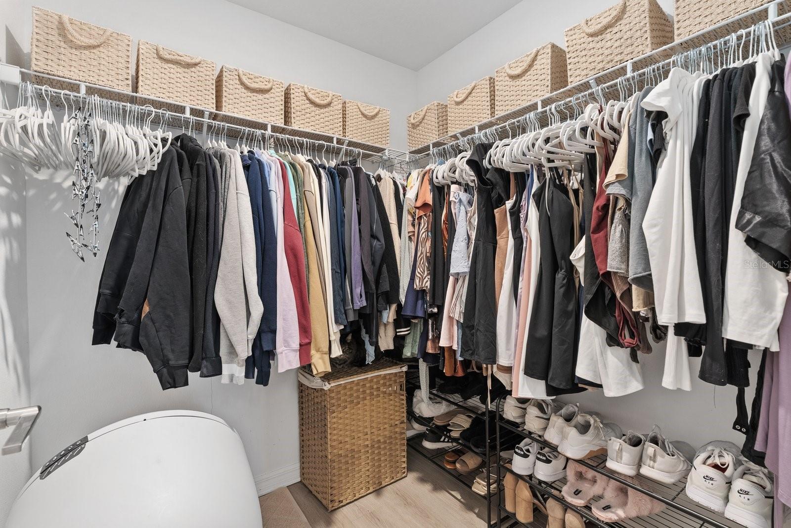 Image 31 of 43 For 809 Tennyson Mill Circle