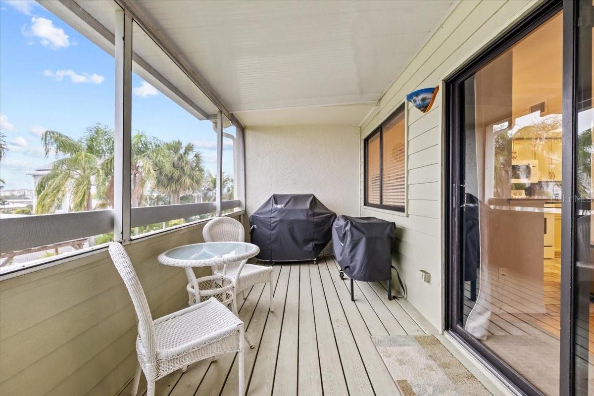 Image 26 of 45 For 2392 Hanover Drive