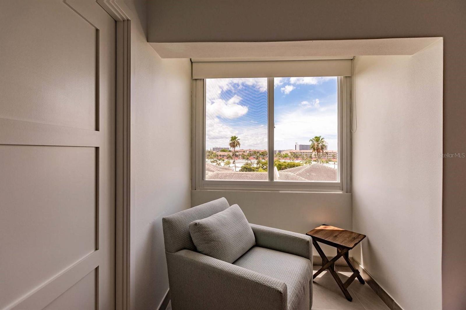 Image 17 of 22 For 1125 Peppertree Drive 407