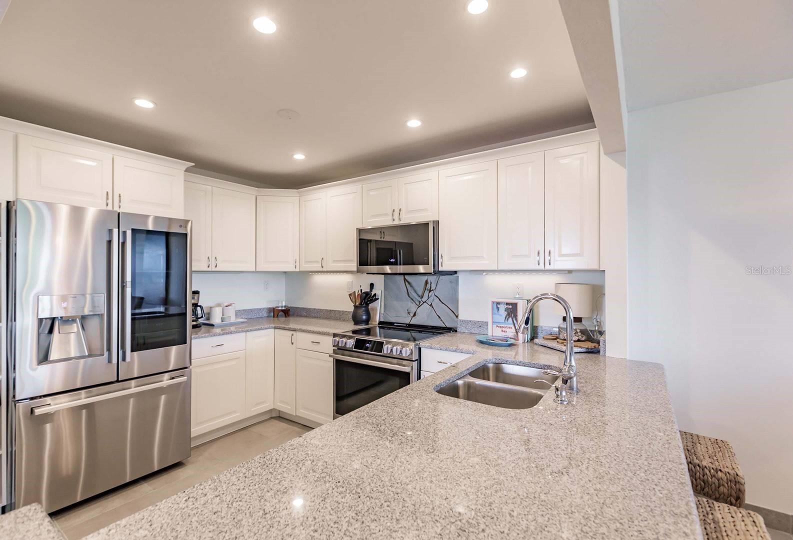 Image 7 of 22 For 1125 Peppertree Drive 407