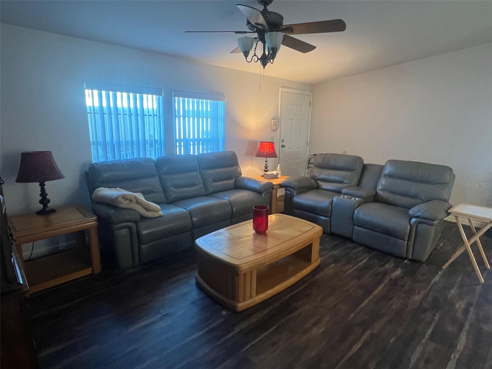 Image 10 of 27 For 11300 124th Avenue 136