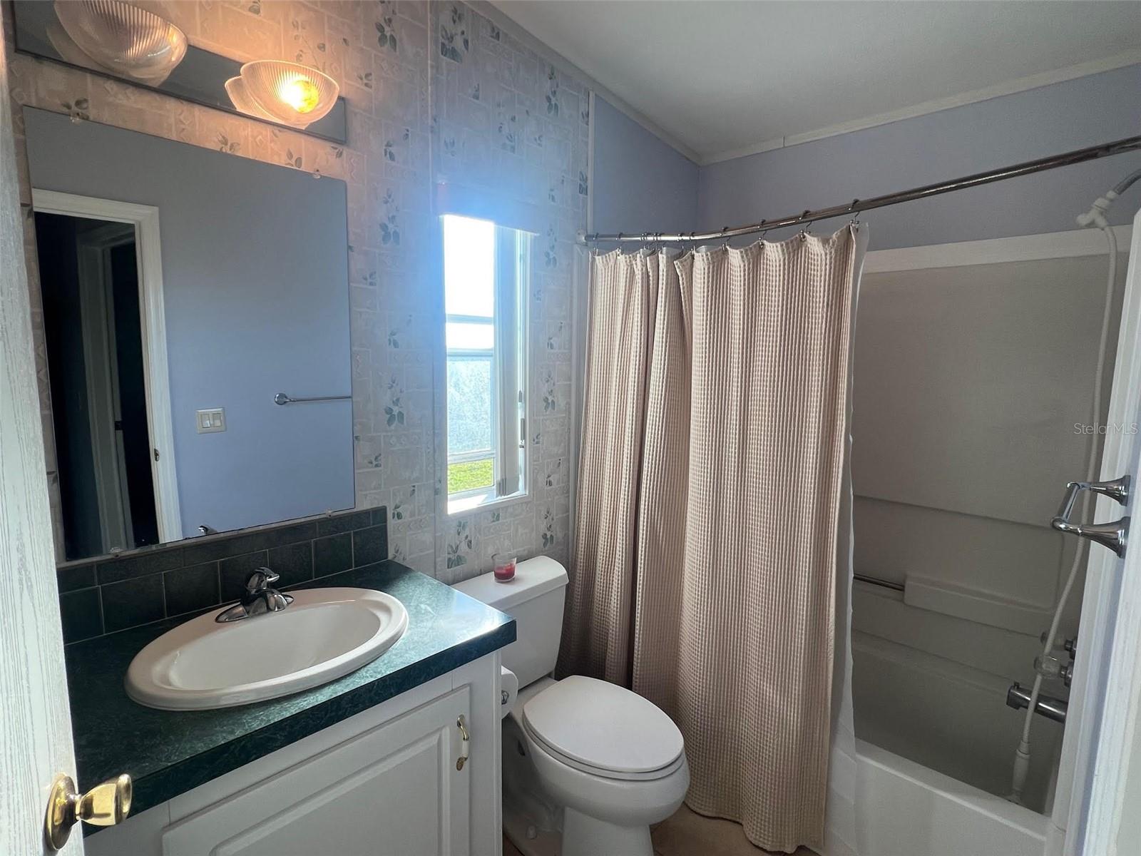 Image 24 of 27 For 11300 124th Avenue 136