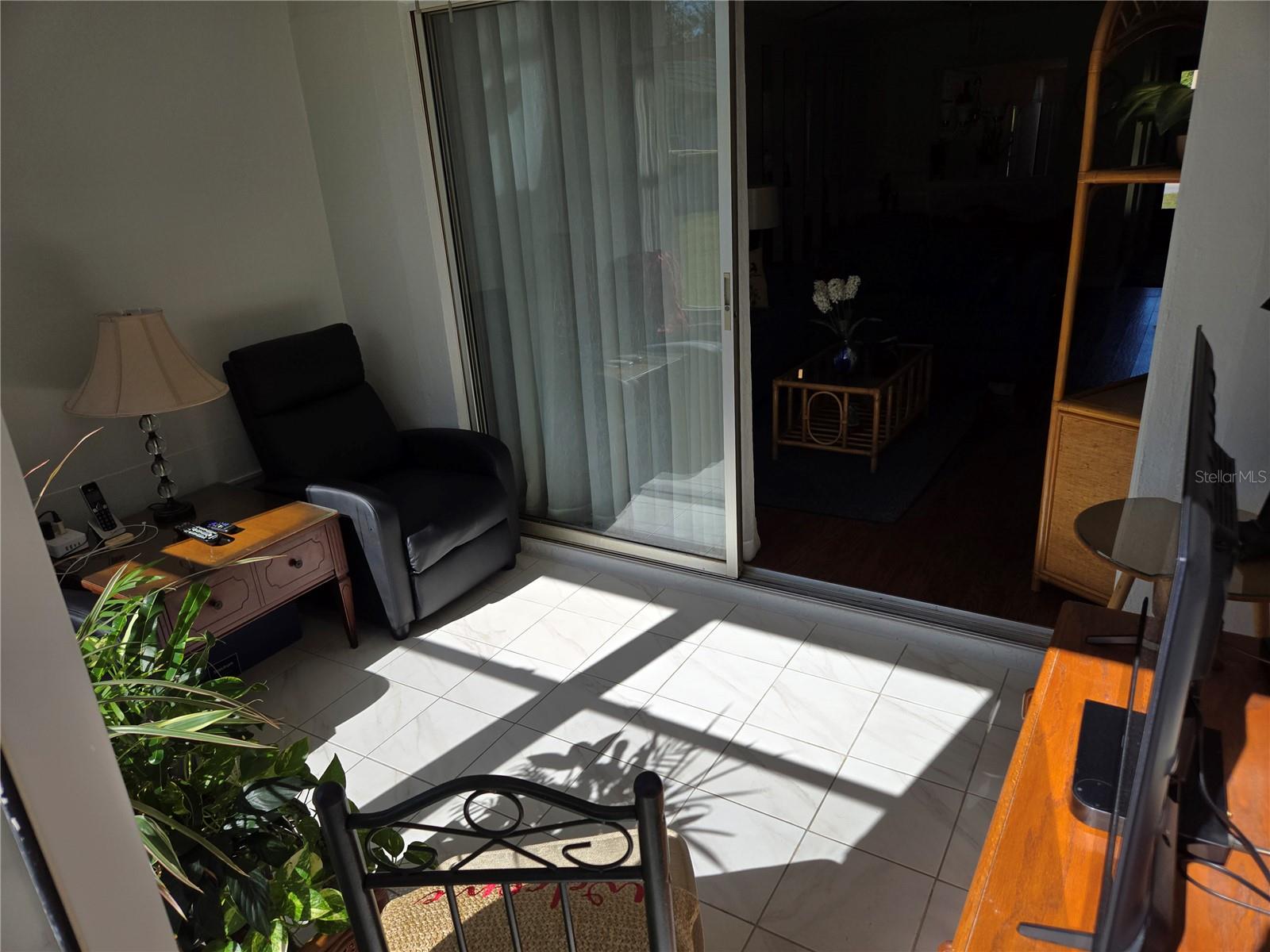 Listing photo id 10 for 4638 Lake Boulevard E