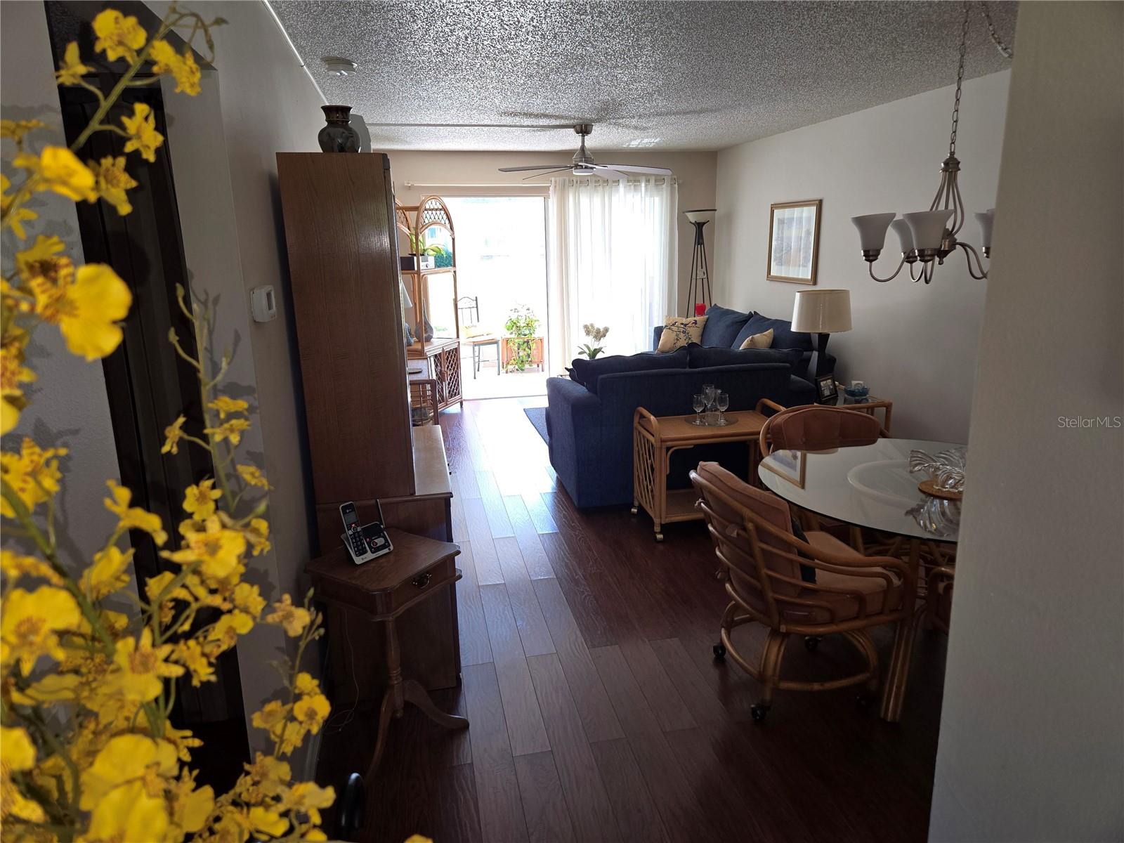 Listing photo id 1 for 4638 Lake Boulevard E