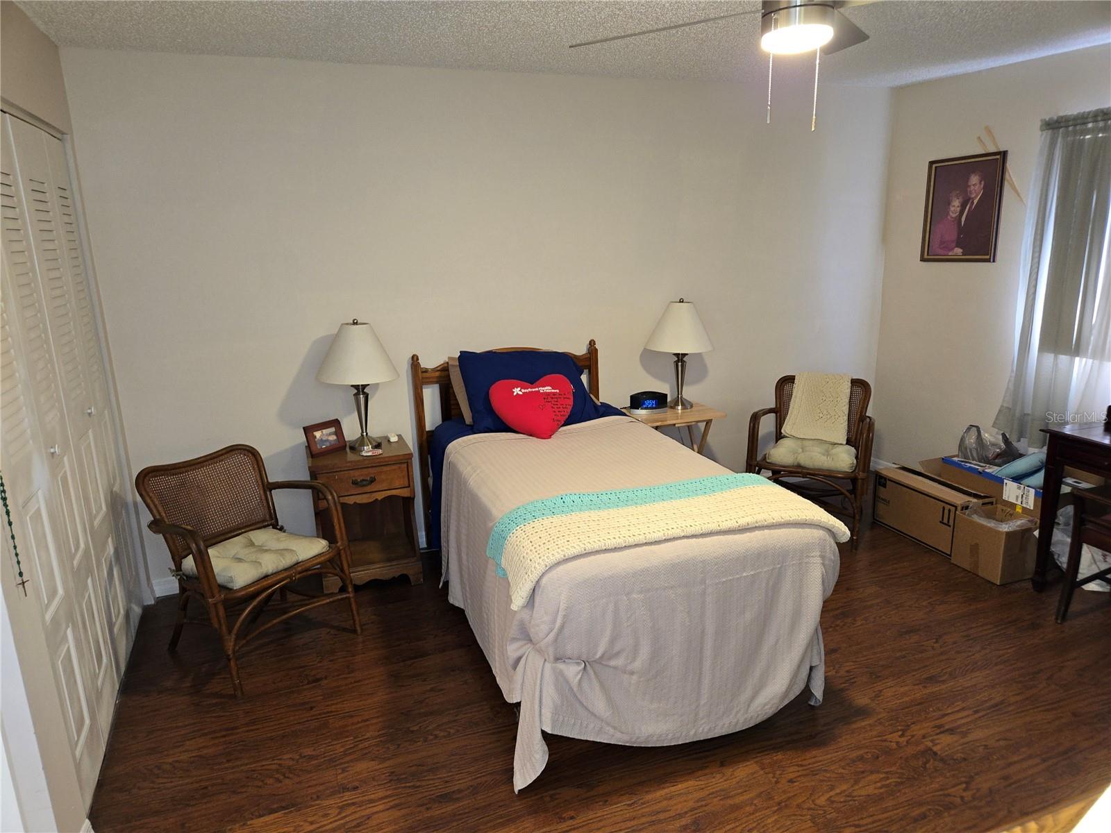 Listing photo id 7 for 4638 Lake Boulevard E