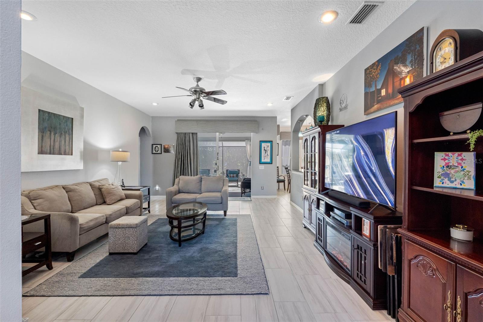 Image 6 of 36 For 10746 Firebrick Court