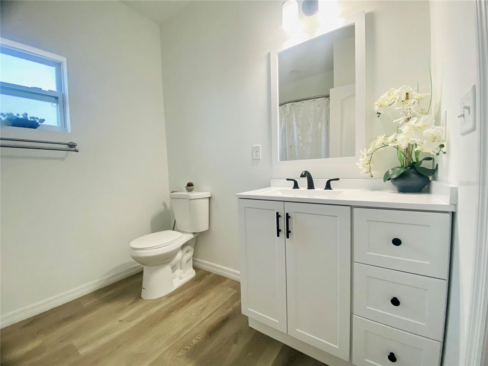 Image 23 of 26 For 9429 Northcliffe Boulevard