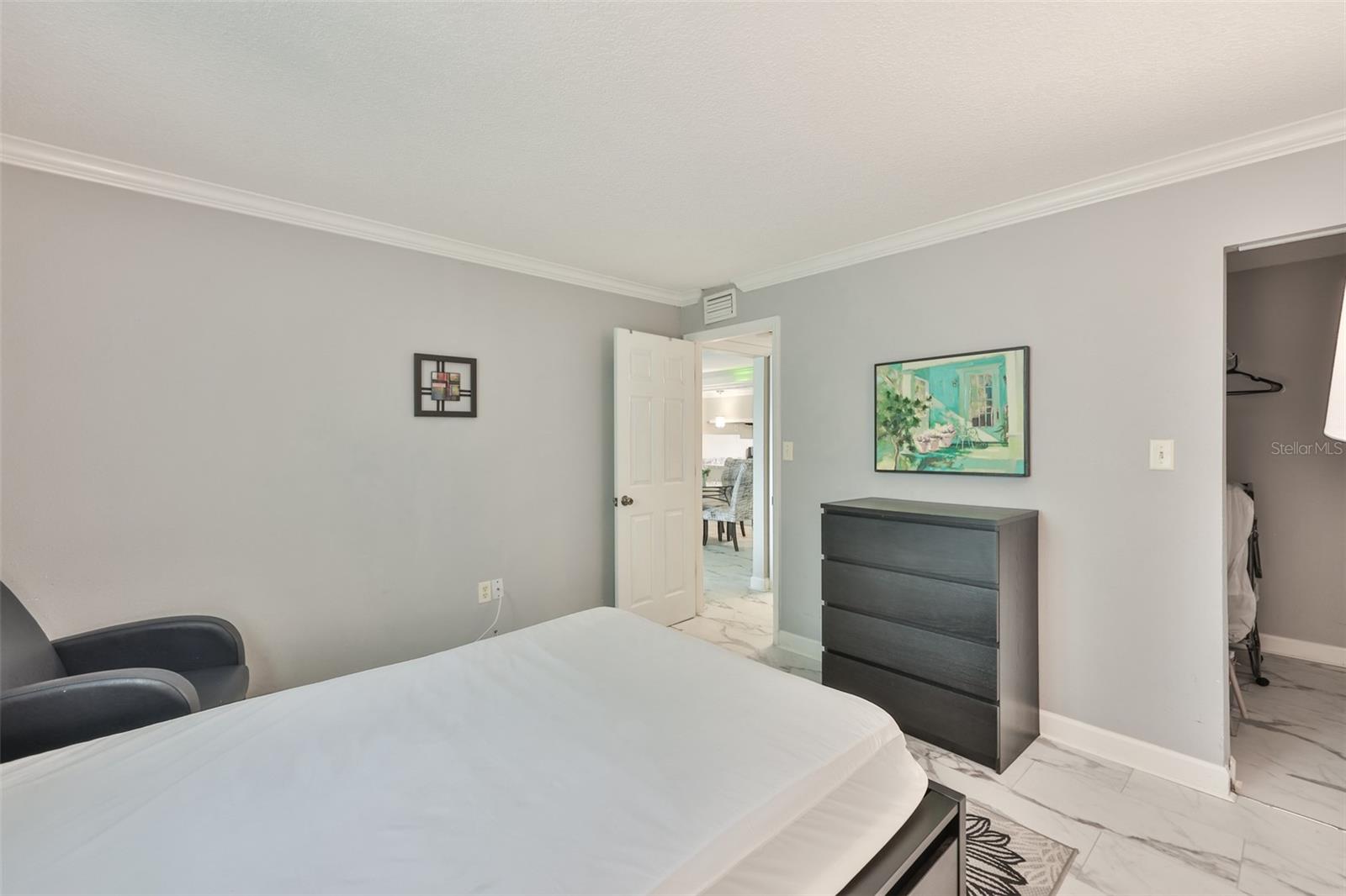 Image 11 of 36 For 5030 Terrace Palms Circle 102