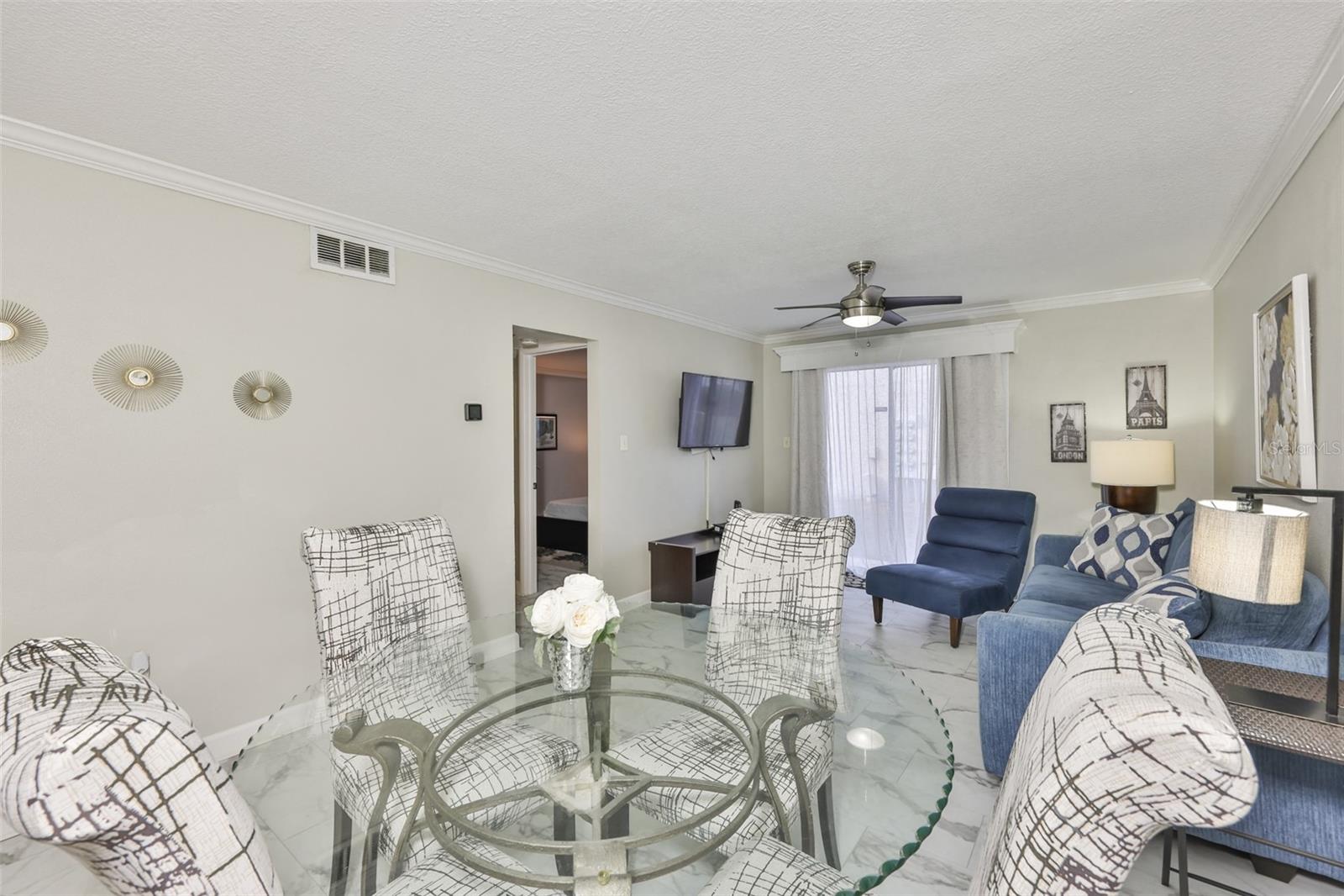 Image 14 of 36 For 5030 Terrace Palms Circle 102