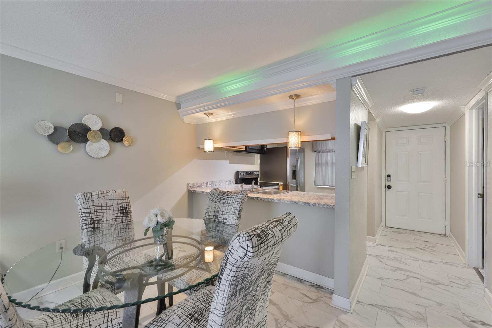 Image 20 of 36 For 5030 Terrace Palms Circle 102