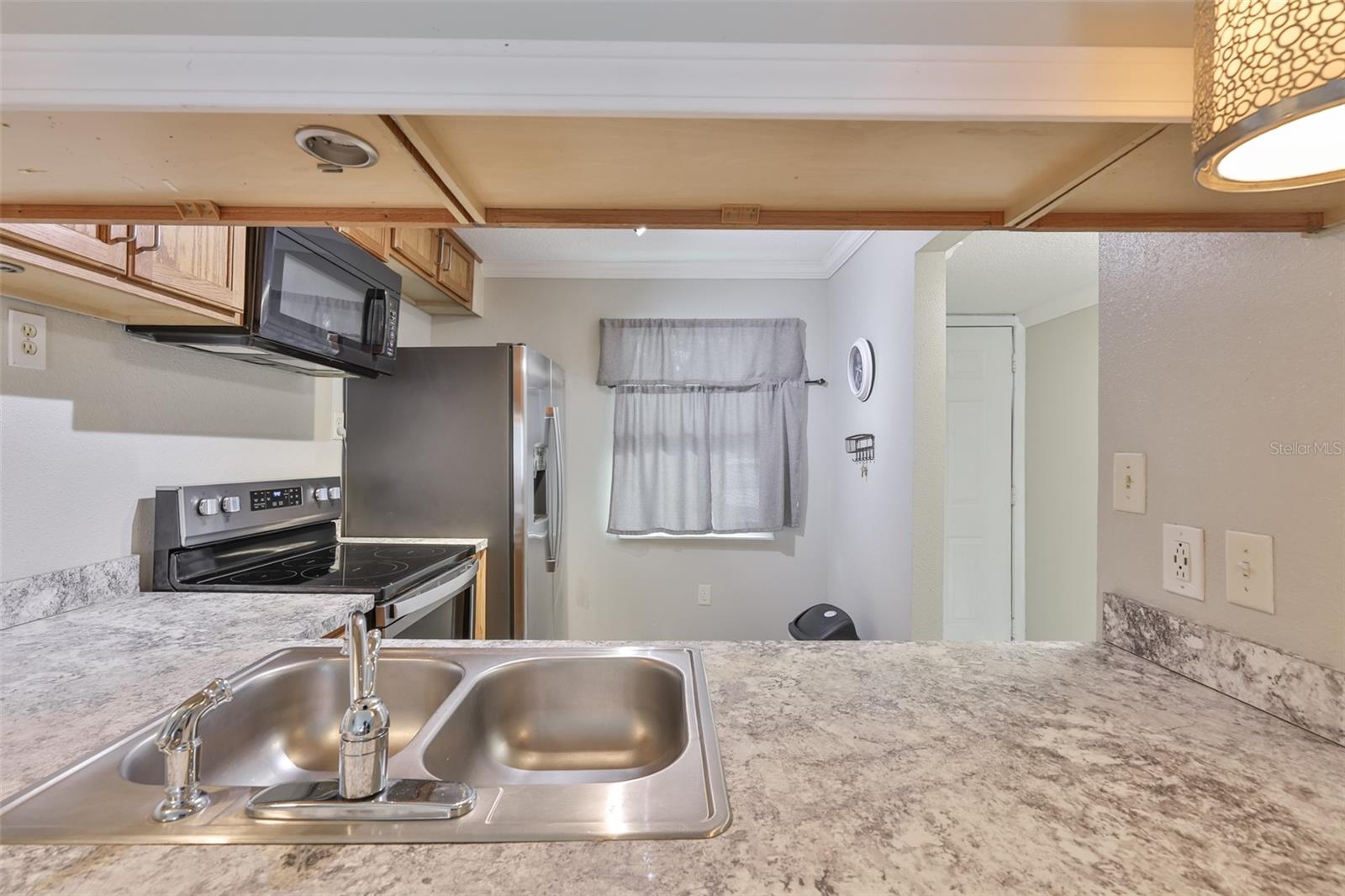 Image 22 of 36 For 5030 Terrace Palms Circle 102