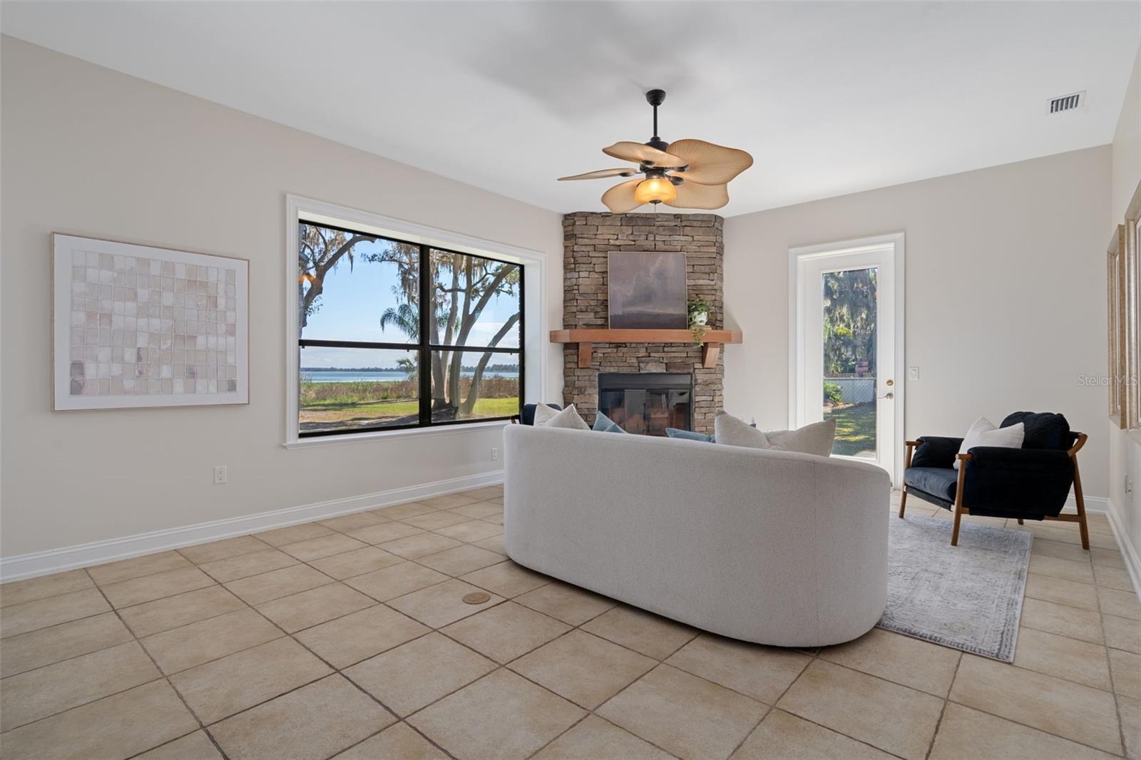 Image 38 of 100 For 4300 Timberlane Road