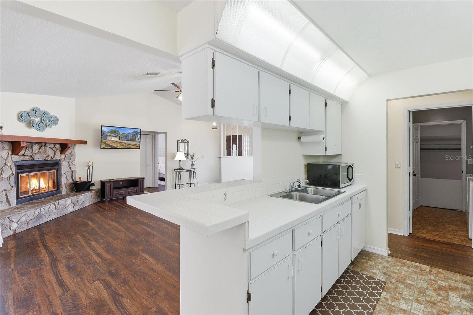 Image 12 of 49 For 4601 Gator Loop