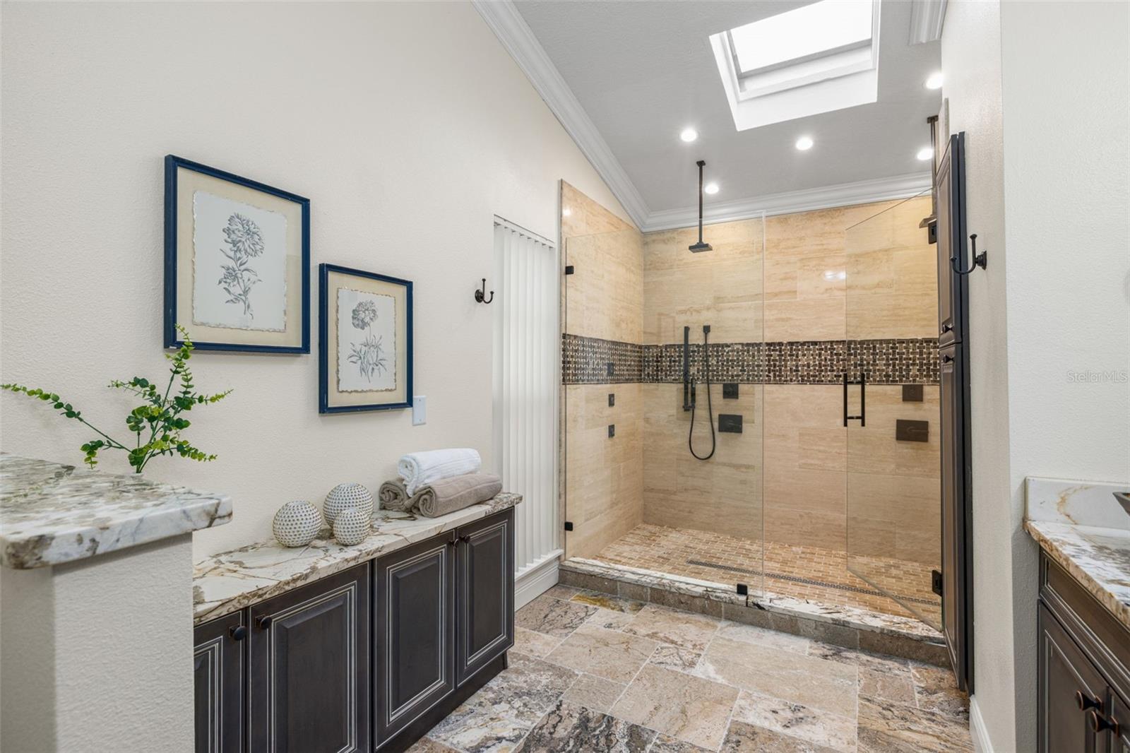 Image 23 of 46 For 533 Sandy Hook Road