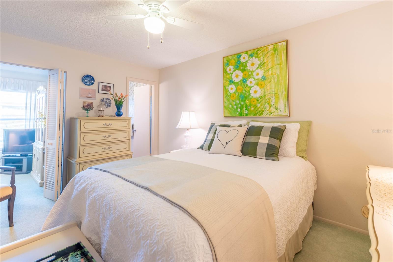 Image 18 of 44 For 2310 Denmark Street 46