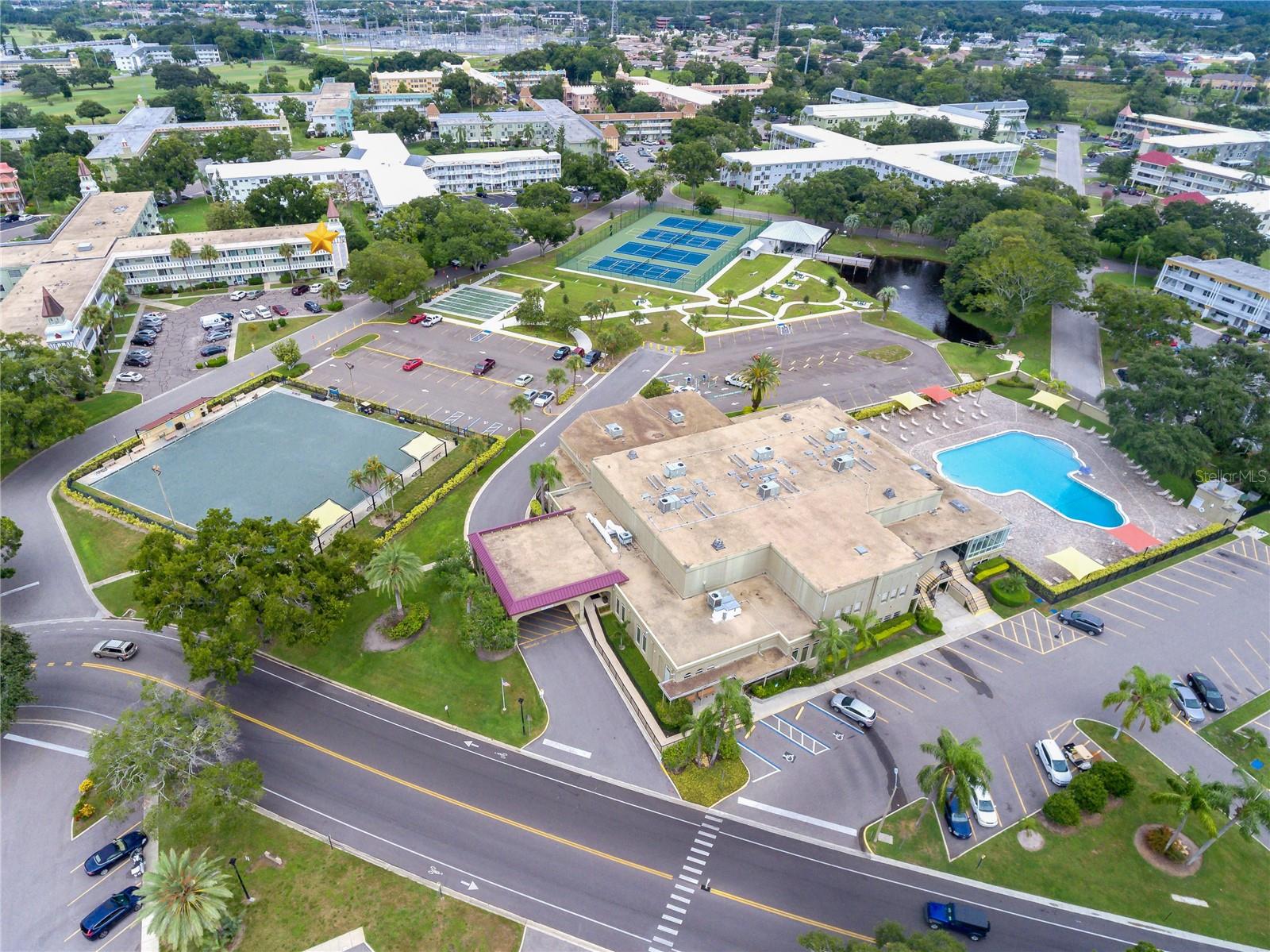 Image 24 of 44 For 2310 Denmark Street 46