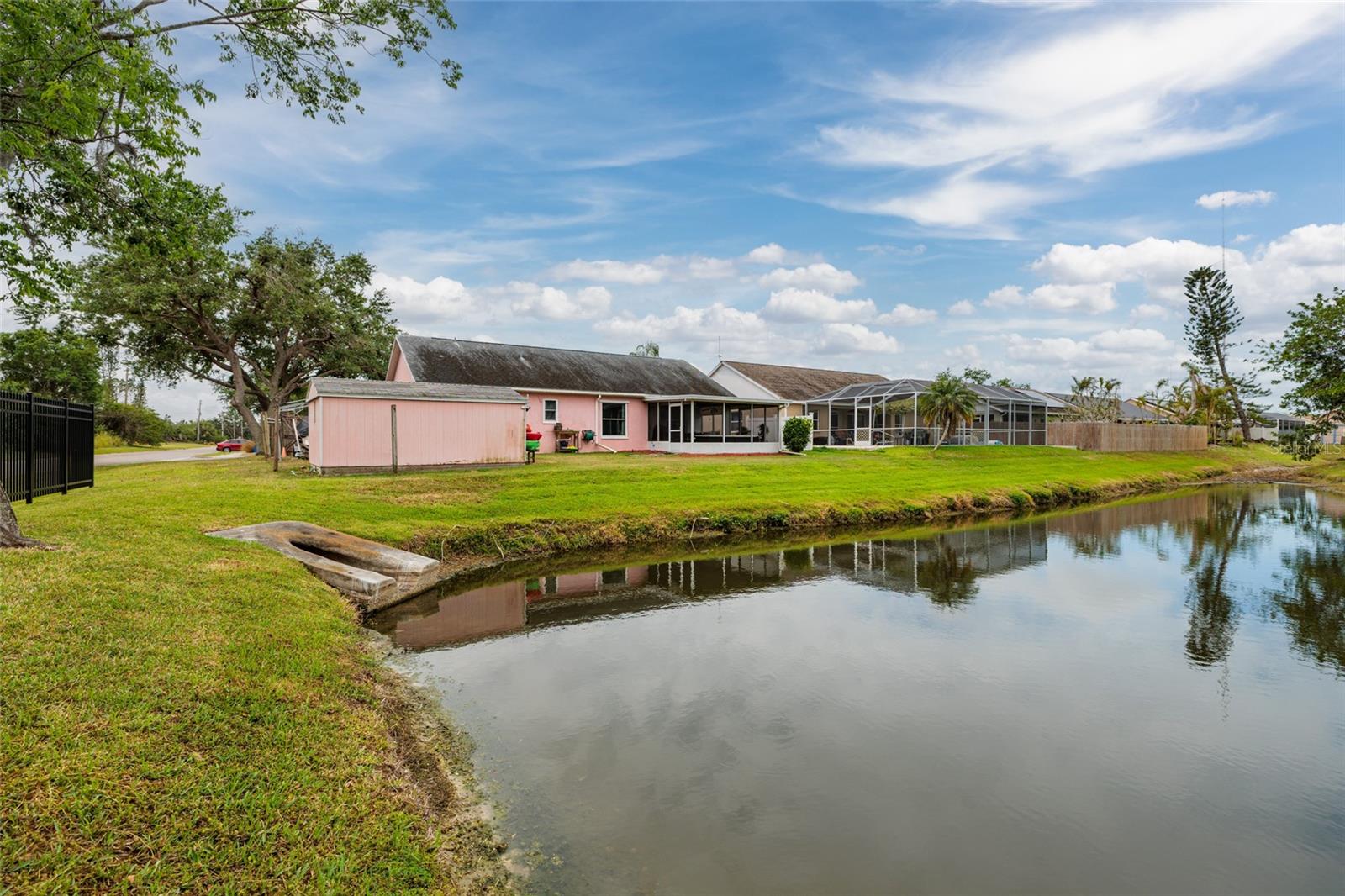 Image 24 of 33 For 502 36th Street W