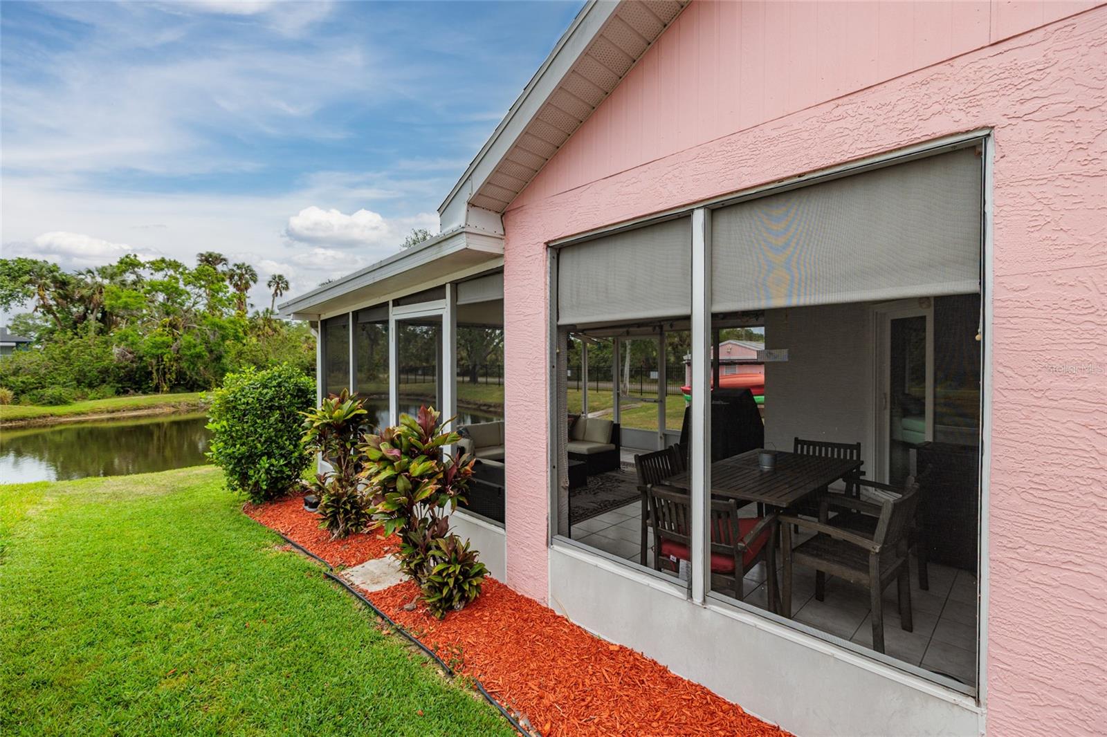 Image 25 of 33 For 502 36th Street W