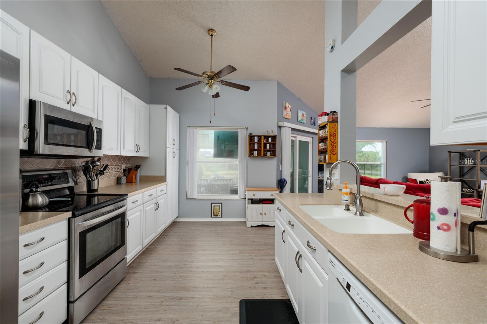 Image 4 of 33 For 502 36th Street W