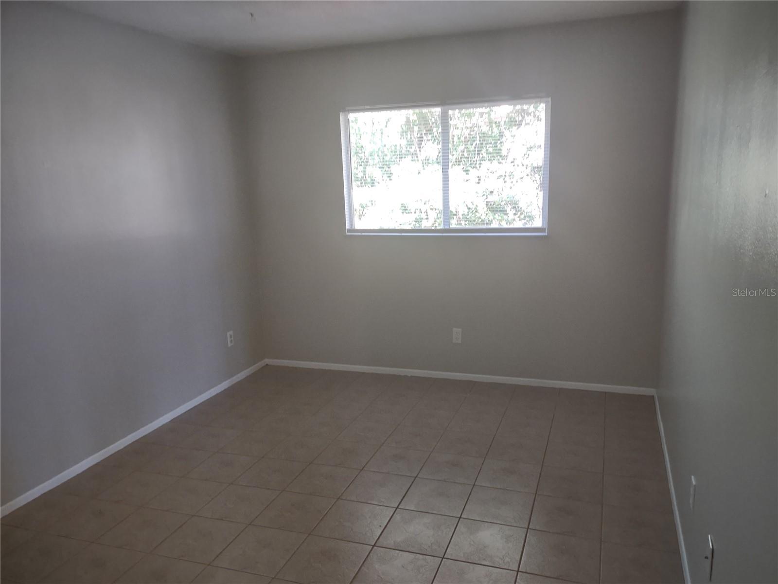 Image 7 of 13 For 11117 Upton Street