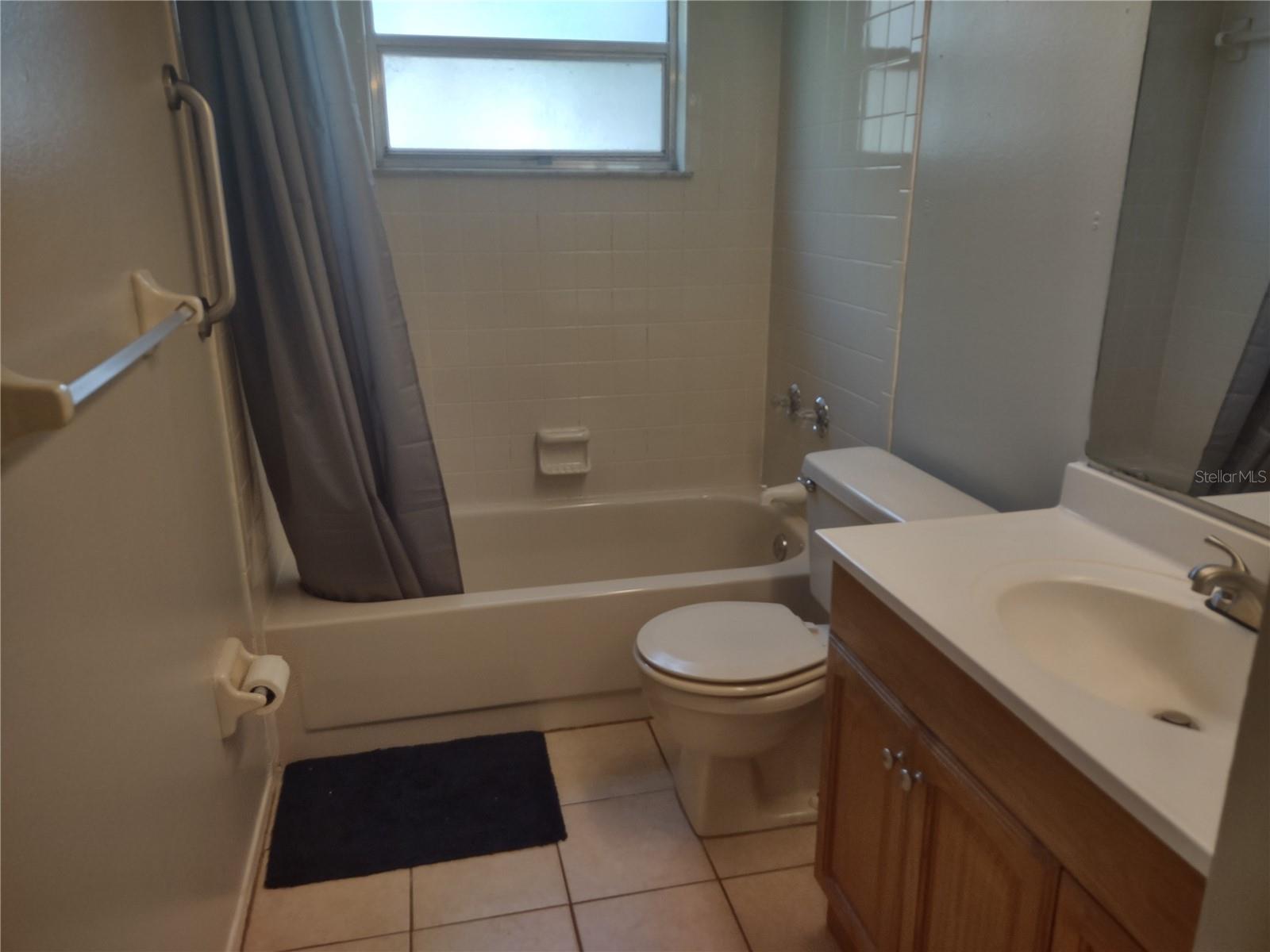 Image 8 of 13 For 11117 Upton Street