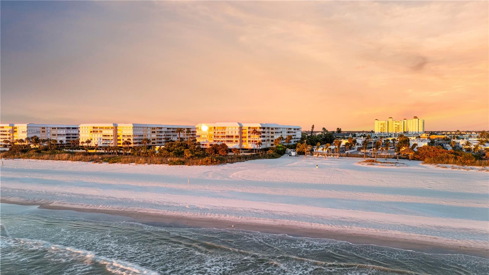 Image 69 of 98 For 6500 Sunset Way 121