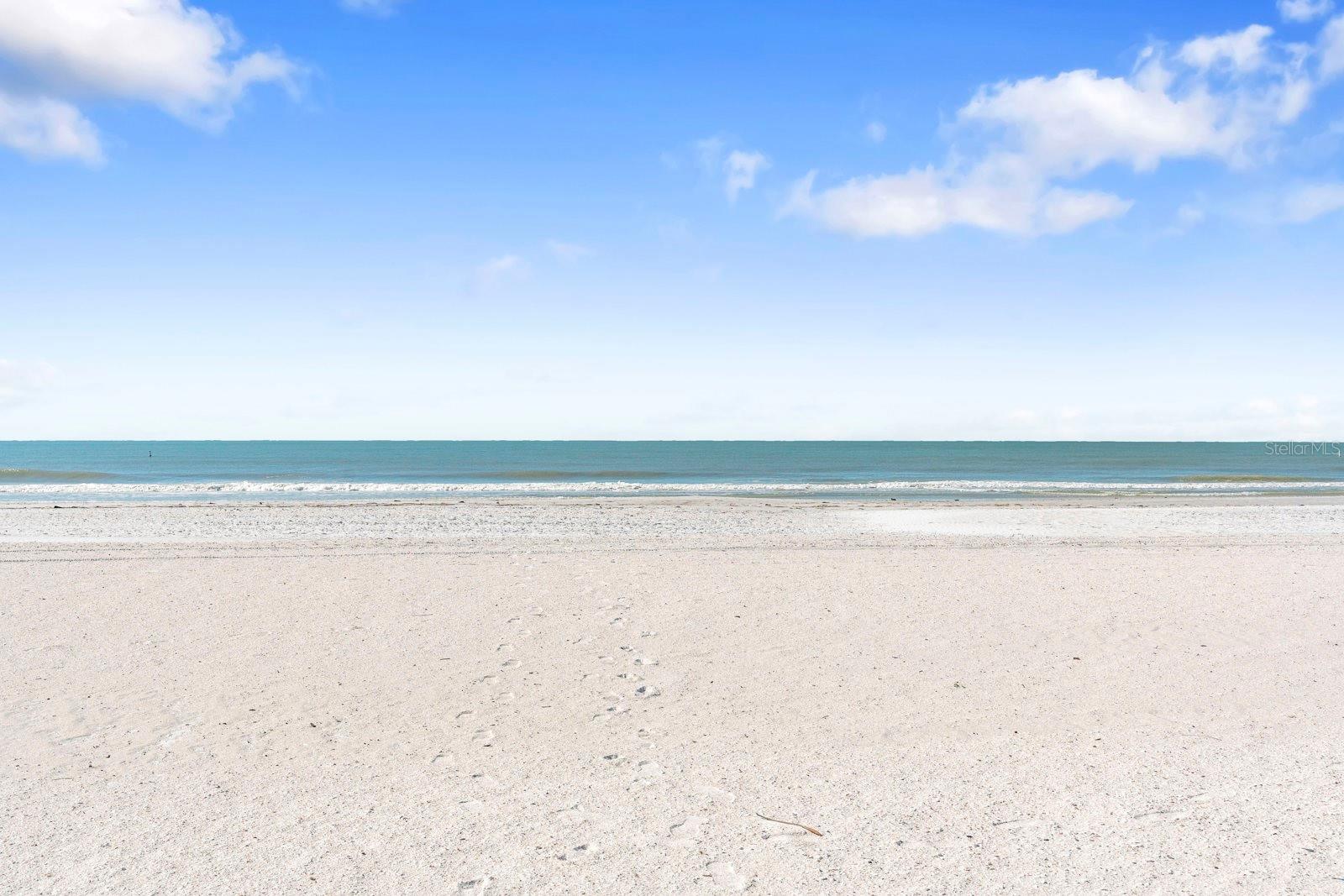 Image 96 of 98 For 6500 Sunset Way 121