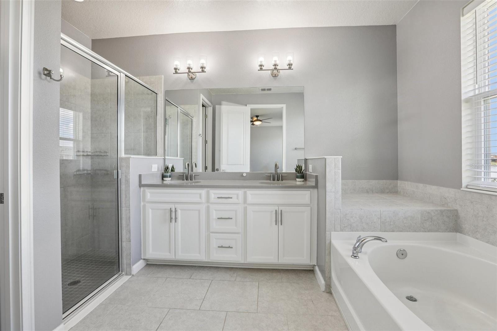 Image 18 of 45 For 12934 Satin Lily Drive