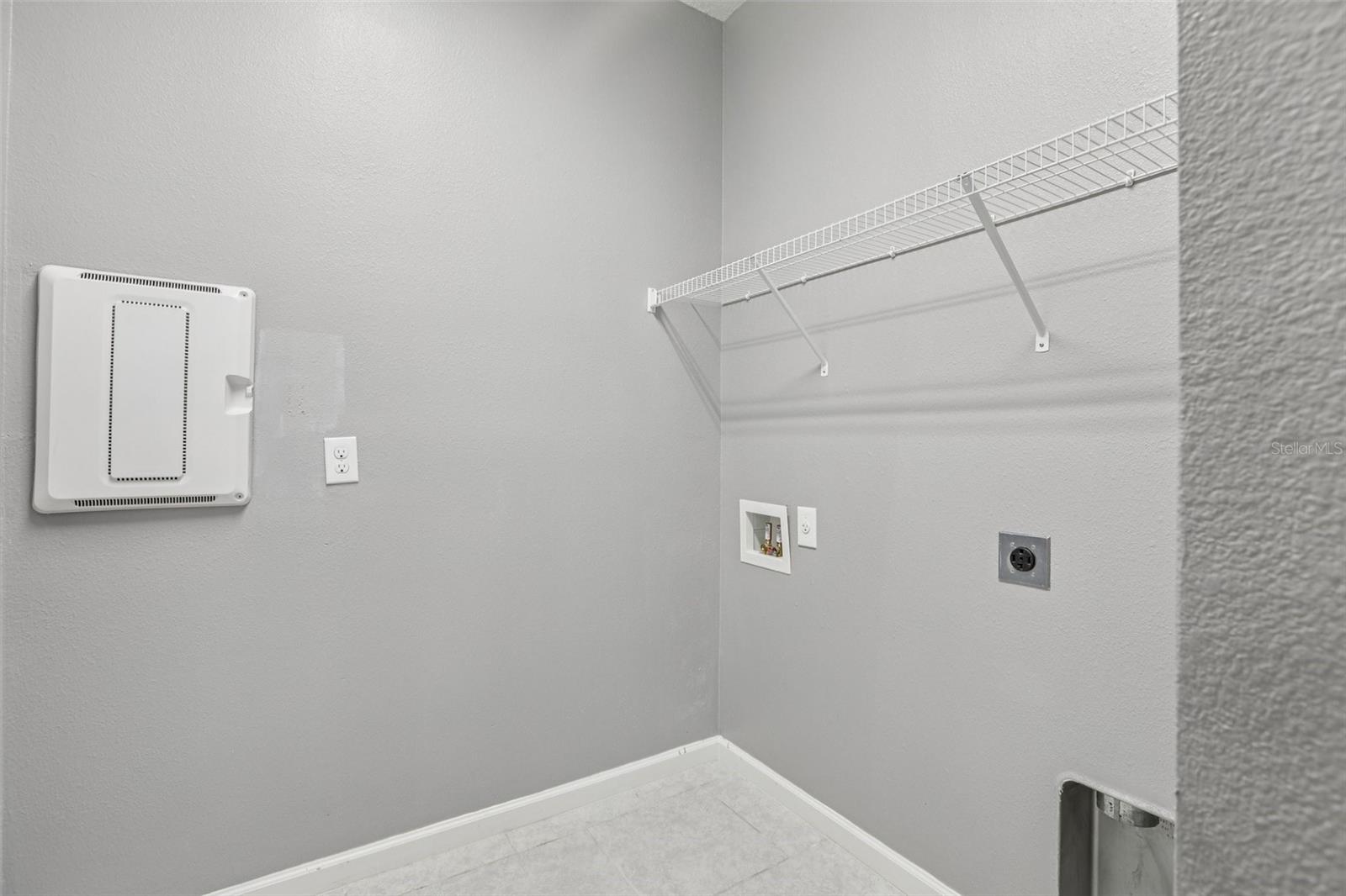 Image 27 of 45 For 12934 Satin Lily Drive