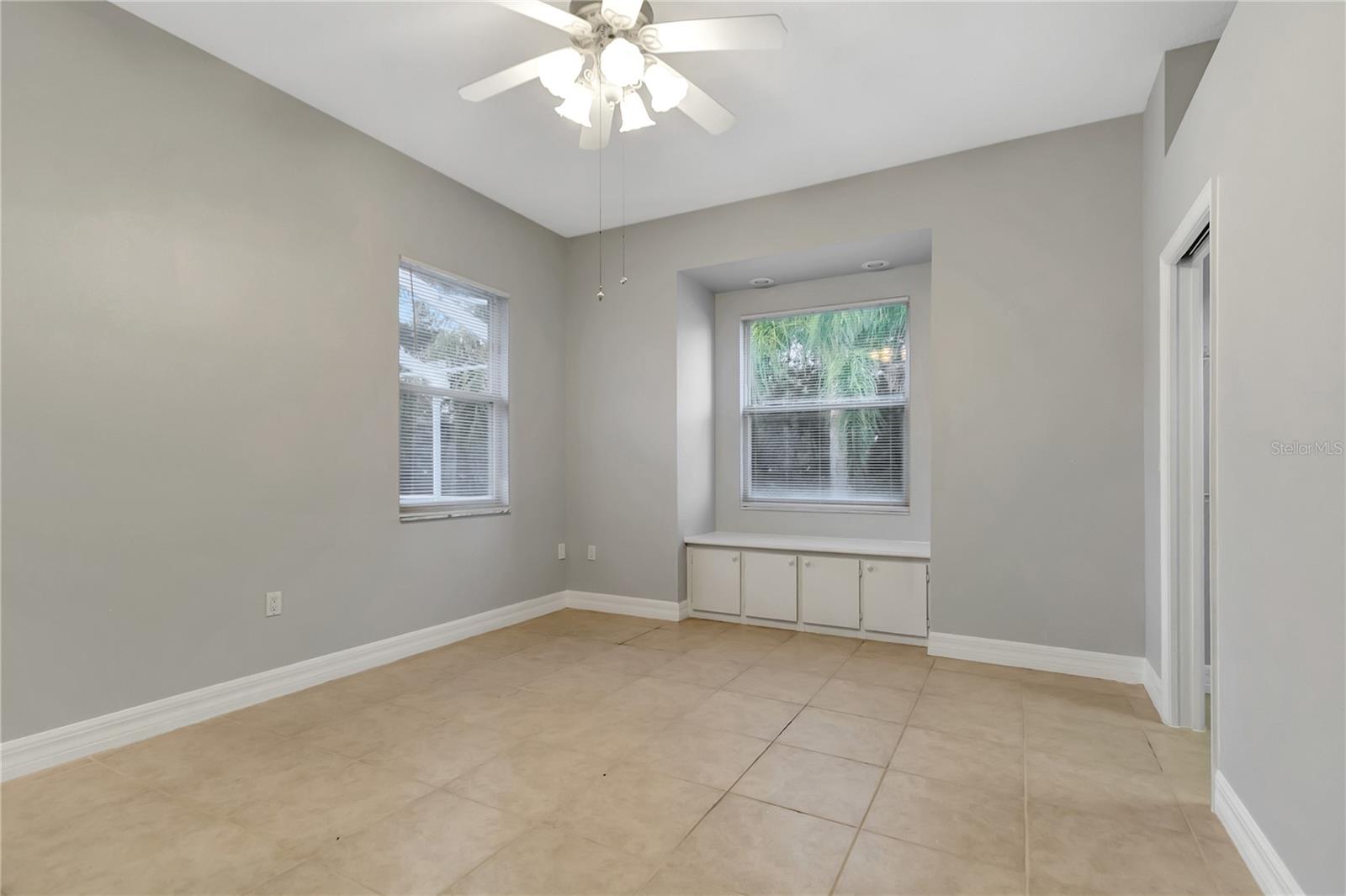 Image 38 of 60 For 184 Winona Circle