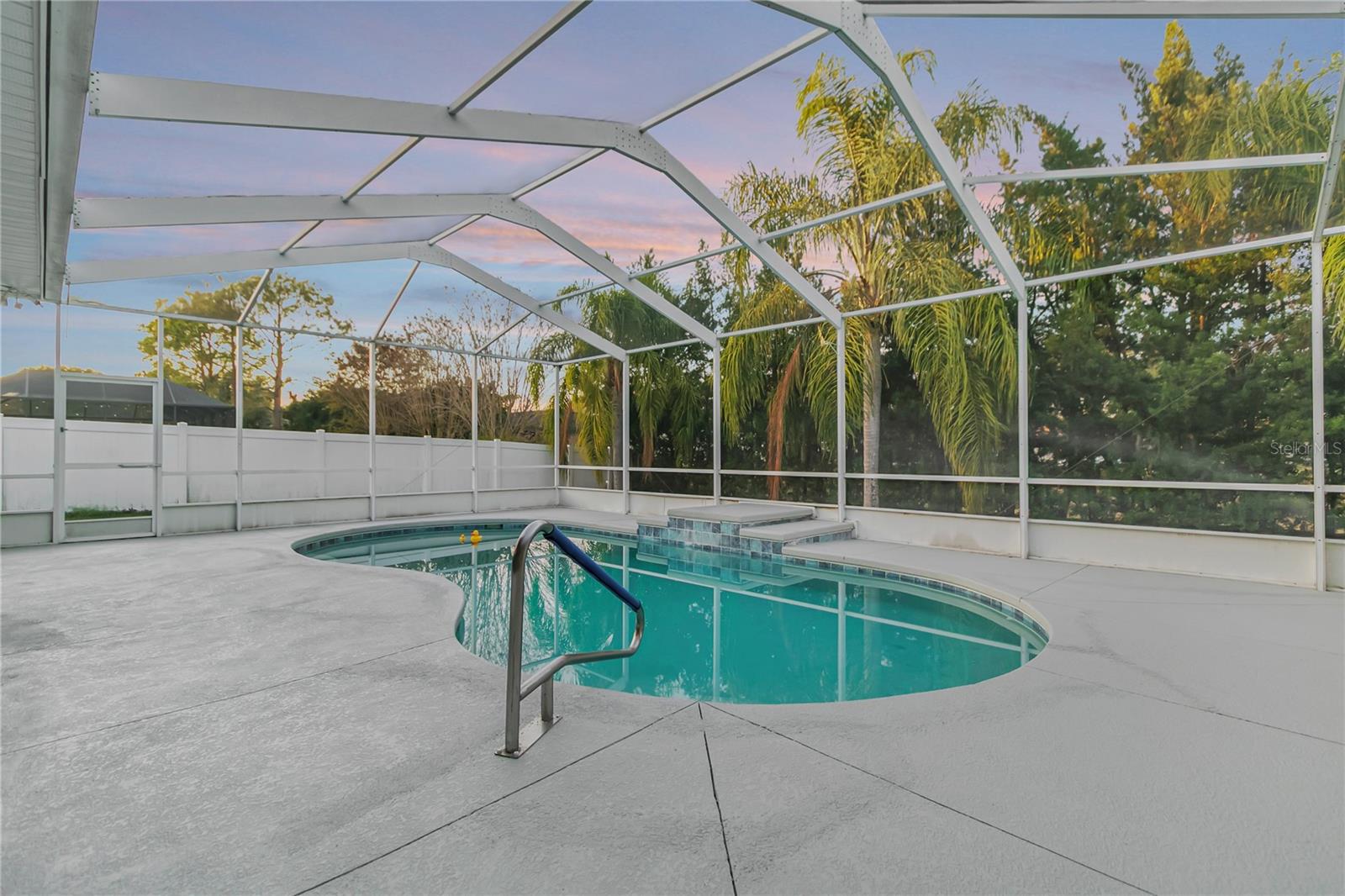 Image 54 of 60 For 184 Winona Circle