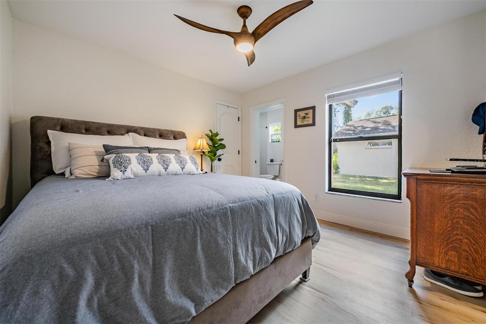 Image 31 of 49 For 19607 Wyndham Lakes Drive