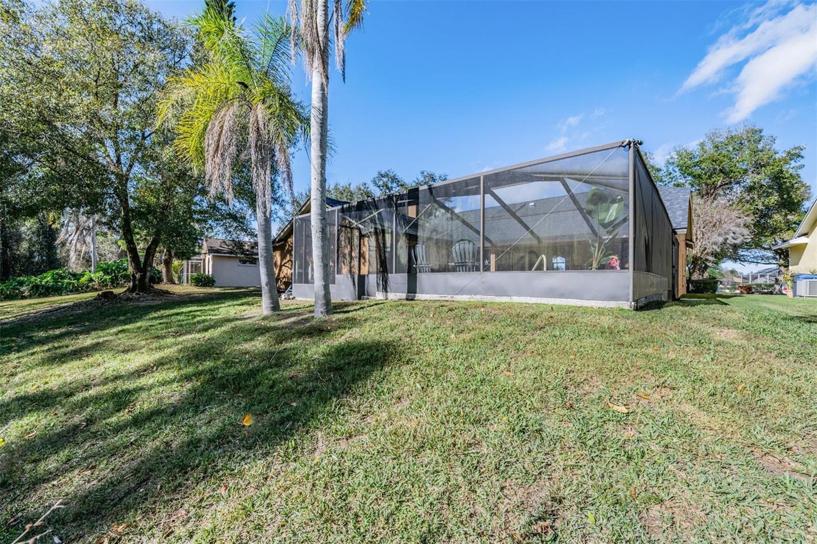 Image 37 of 49 For 19607 Wyndham Lakes Drive