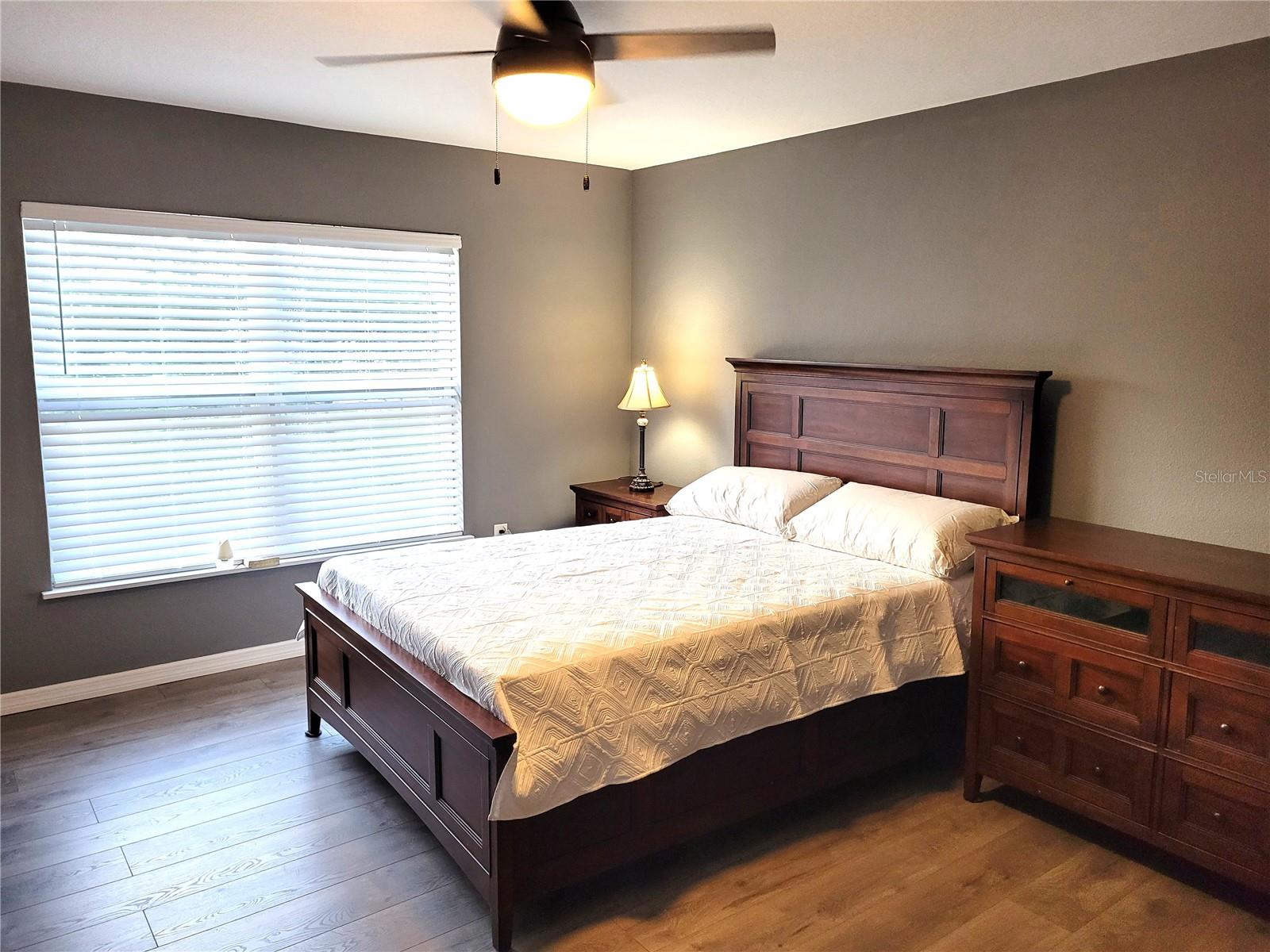 Image 3 of 6 For 5326 Woodridge Lane