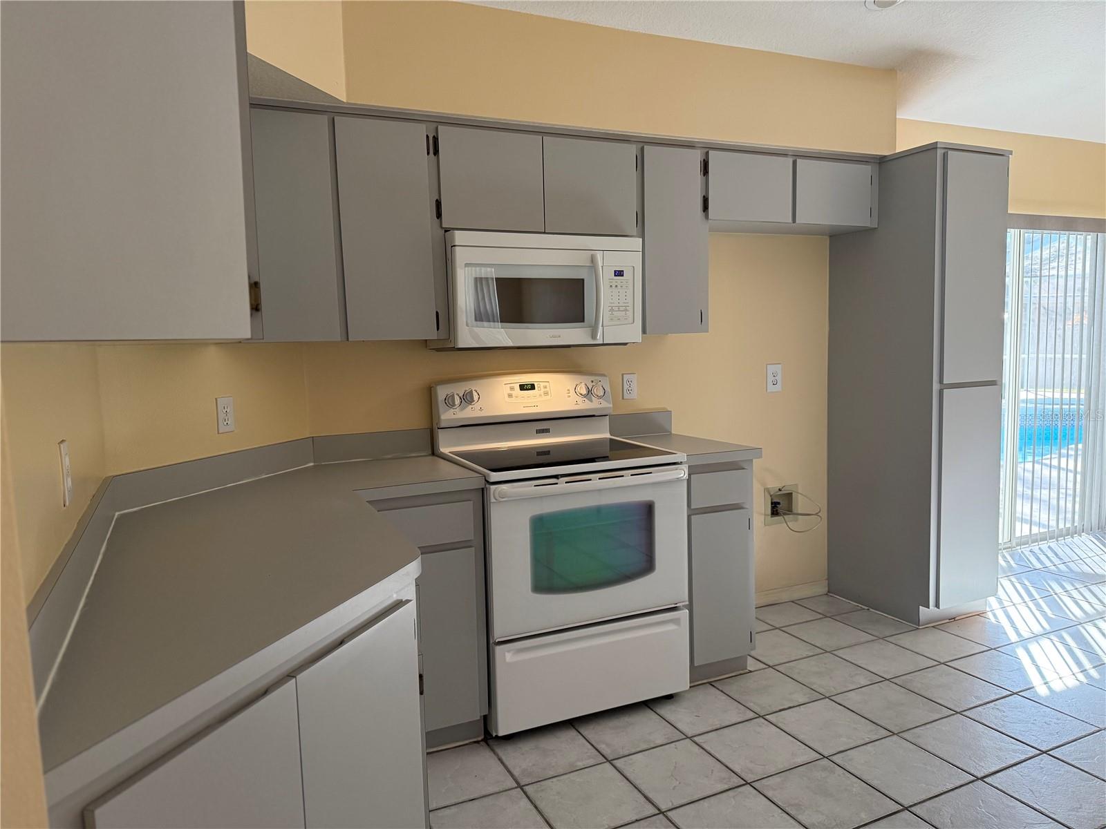 Image 13 of 35 For 18230 Dolly Brook Lane