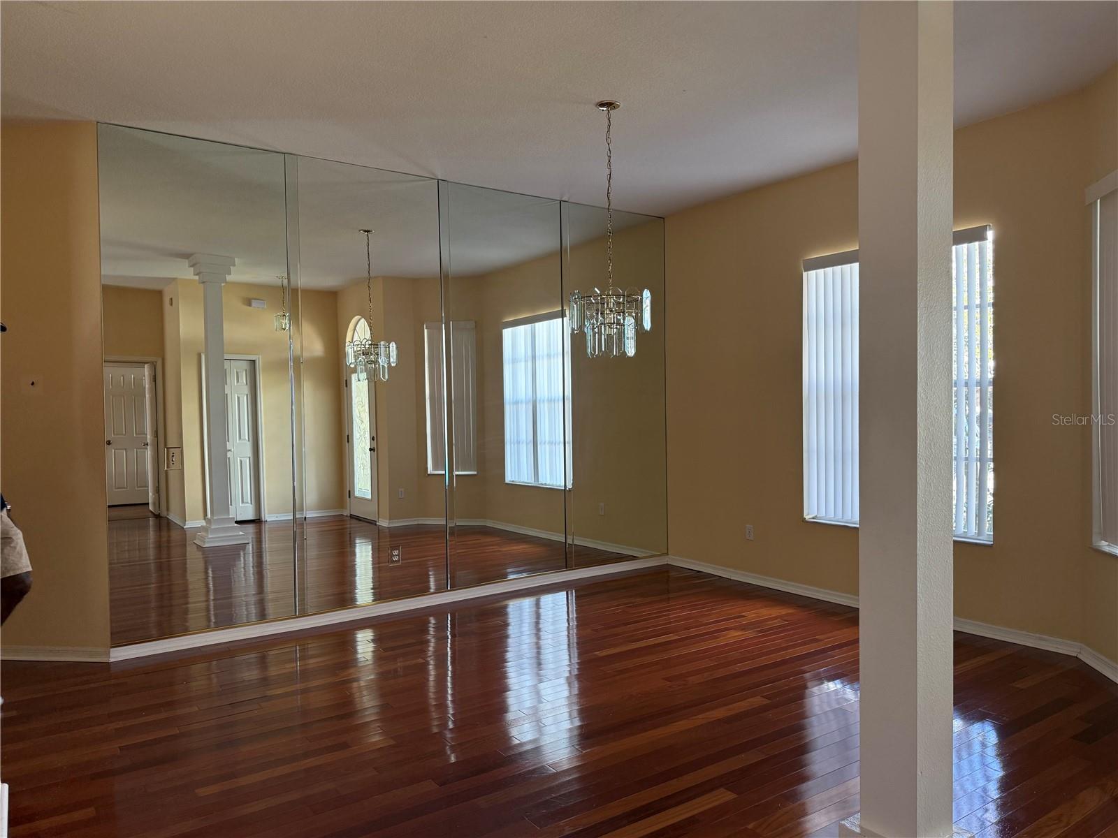 Image 3 of 35 For 18230 Dolly Brook Lane