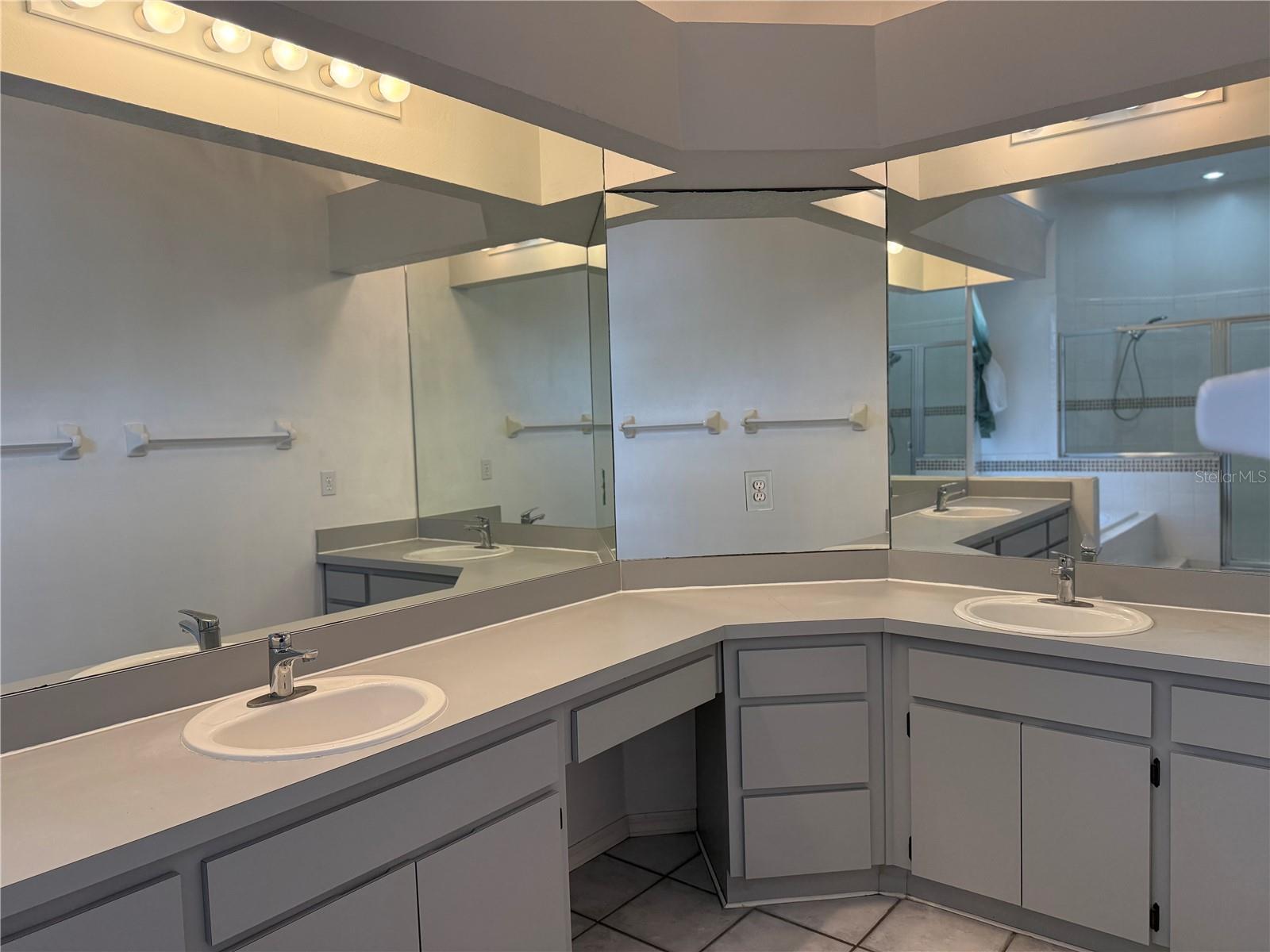 Image 8 of 35 For 18230 Dolly Brook Lane