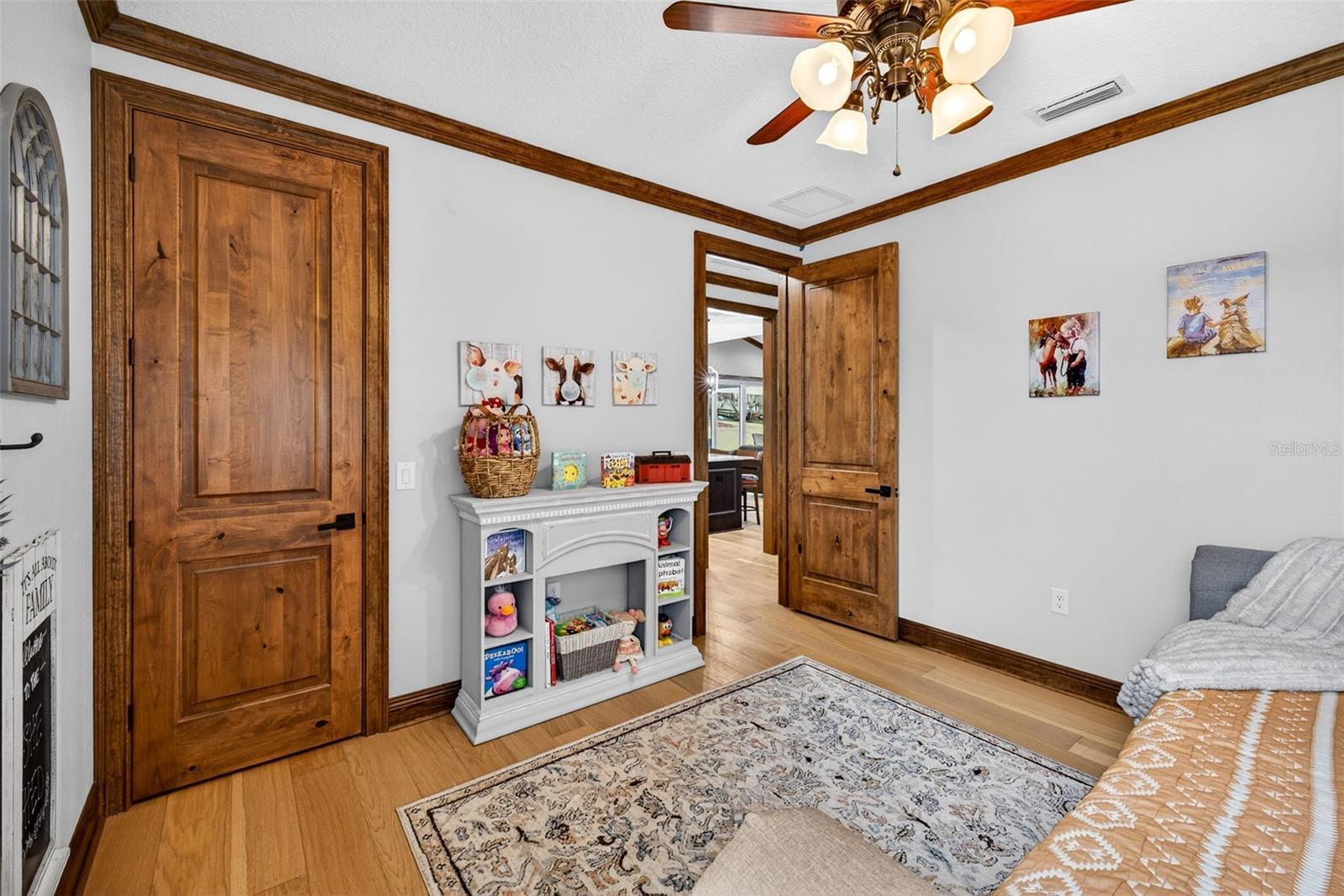 Listing photo id 28 for 32103 Rusty Creek Trail