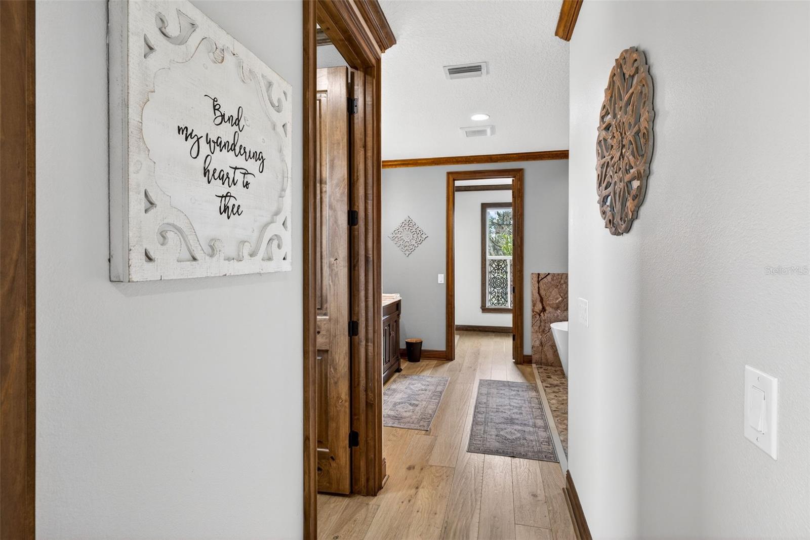 Listing photo id 39 for 32103 Rusty Creek Trail