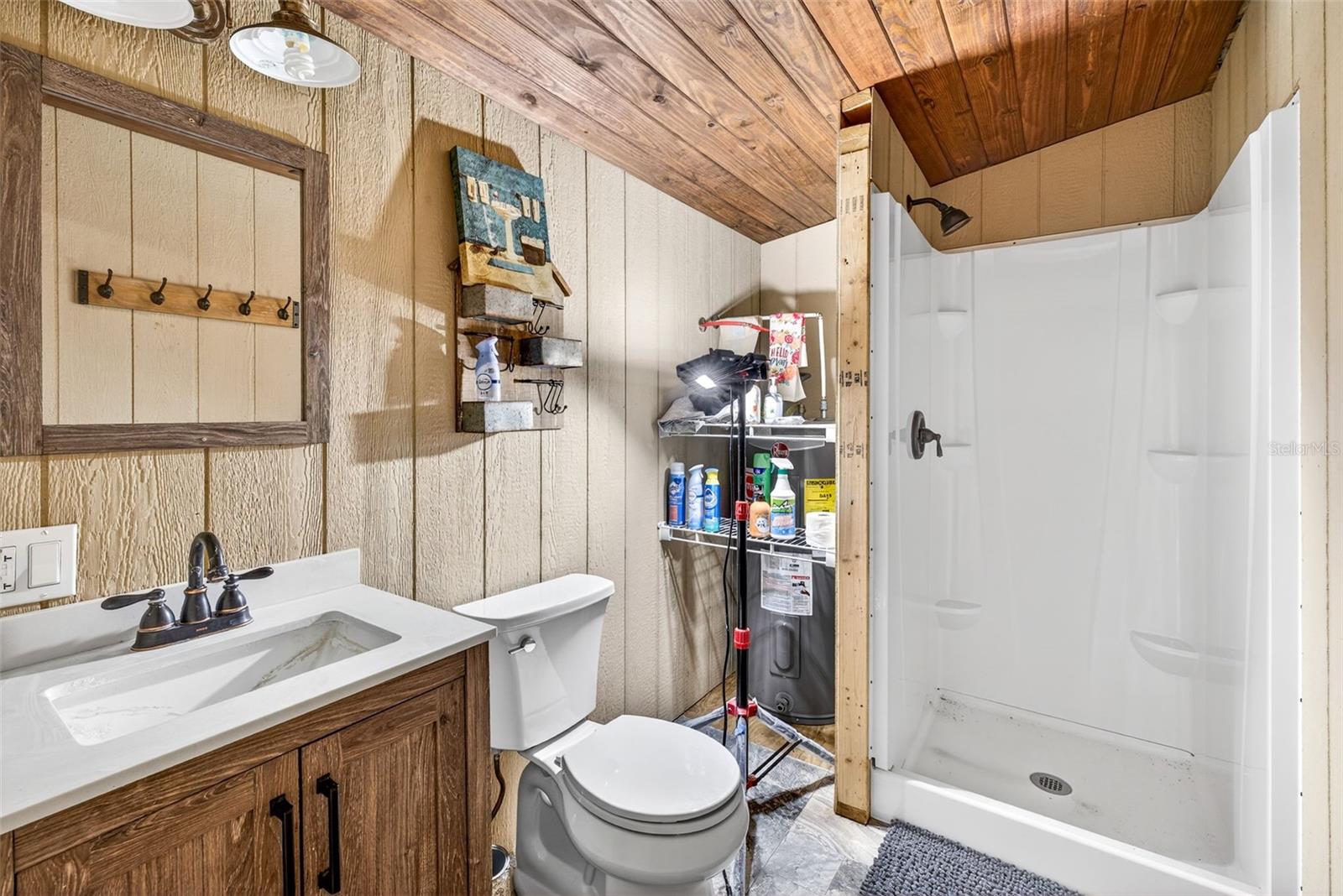 Listing photo id 65 for 32103 Rusty Creek Trail