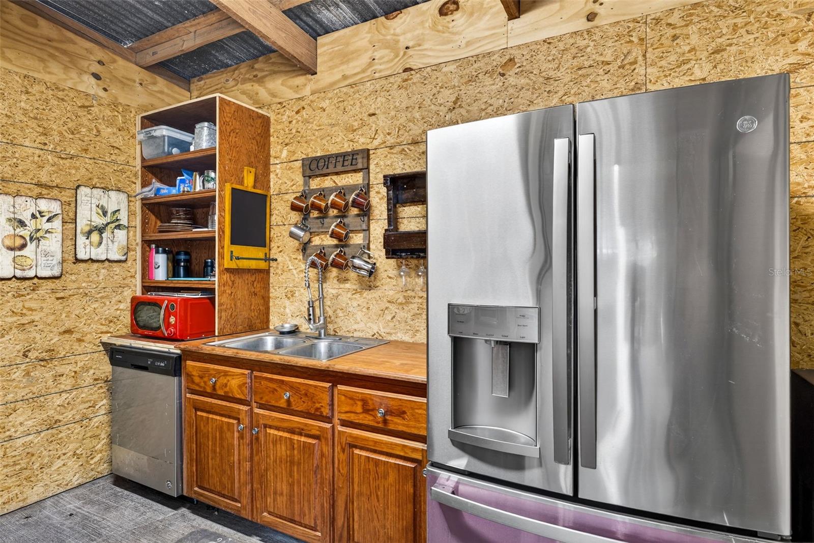 Listing photo id 82 for 32103 Rusty Creek Trail